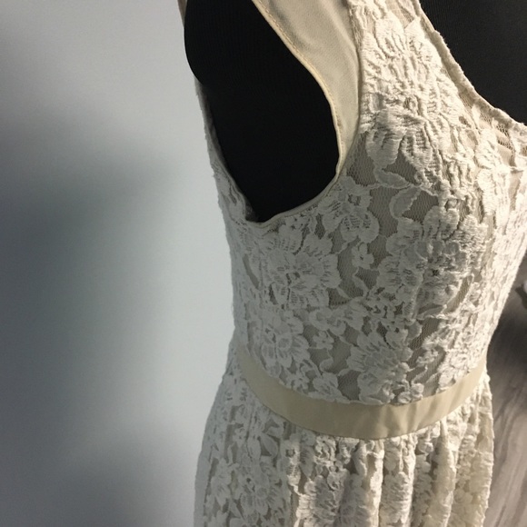 American Eagle Lined White Lace Back Cut Out Dress - Picture 5 of 10